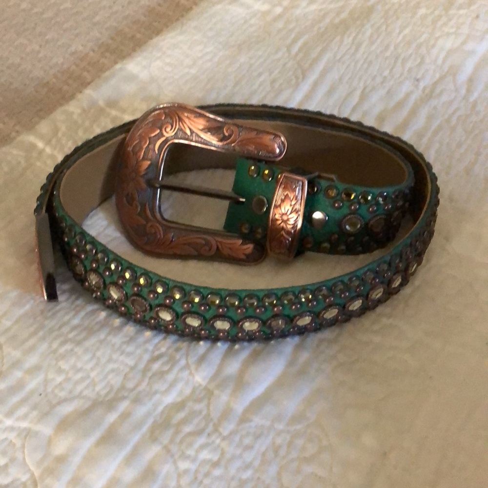 Green Kippys rhinestone belt.  30”-34” from tightest to loosest hole. Copper
